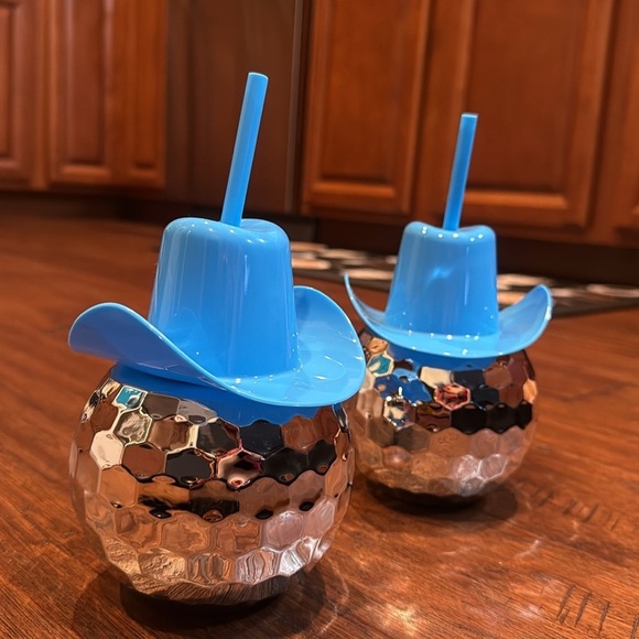 2 CUPS! New, Never Used! 20 fl oz (591mL) COWGIRL Cold Beverage Only - Picture 6 of 8